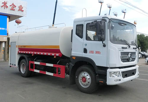 東風多利卡12.5噸消防灑水車